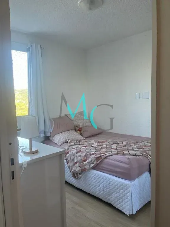Imagem Apartamento com 2 dormitórios à venda, 44 m² por R$ 140.000,00 - Santa Cruz - Rio de Janeiro/RJ
