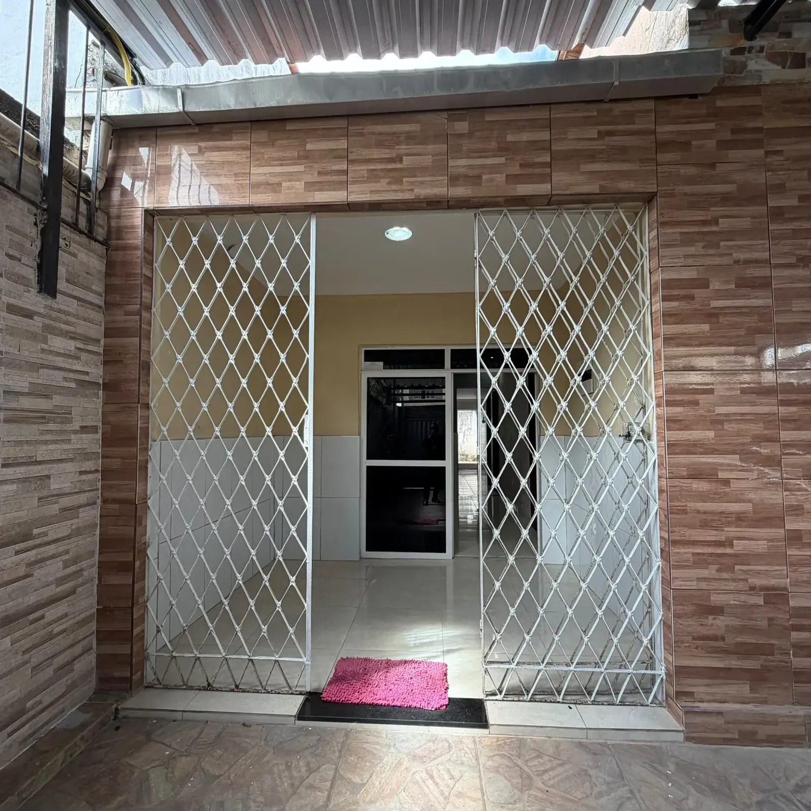Imagem Casa com 3 Quartos à Venda, 198 m² em Iputinga - Recife