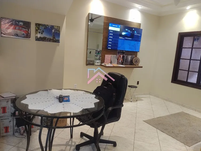Imagem Casa à venda Vila Jeriva - Área útil 177 m2 com 3 dormitórios suíte / 2 vagas / Excelente localizaçã