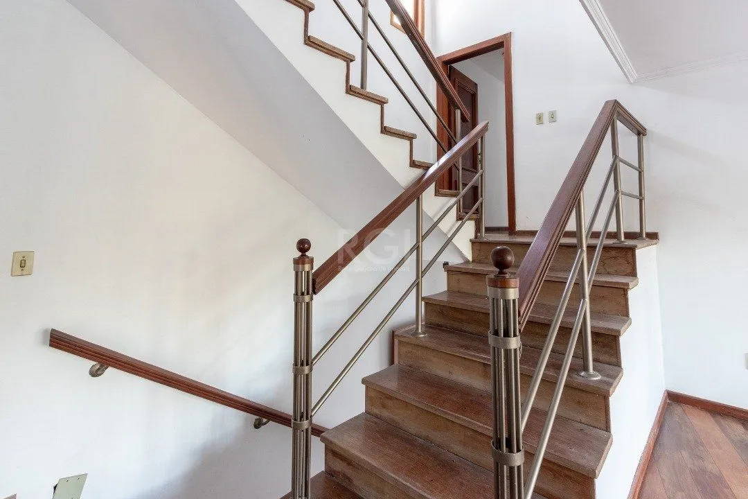 Imagem Casa para Venda - 558.14m², 4 dormitórios, sendo 4 suites, 6 vagas - Jardim Isabel