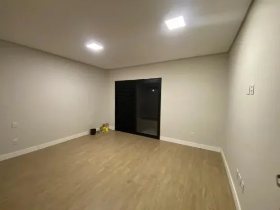 Imagem Casa em Condomínio para Venda em Cuiabá / MT no bairro Jardim Imperial