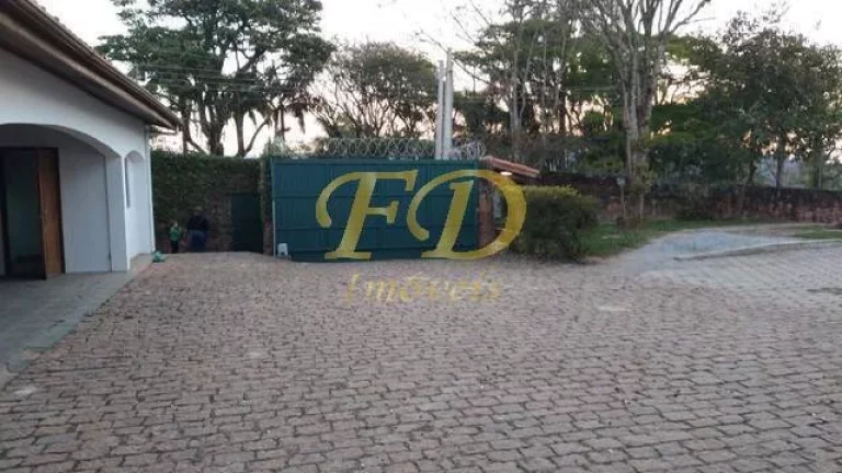 Imagem Casa no Condomínio Alpes da Cantareira
