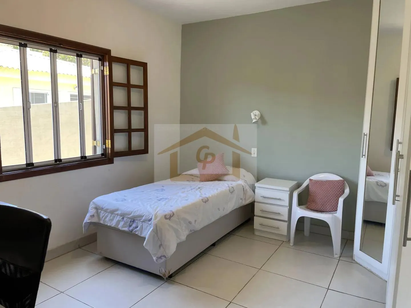 Imagem Casa em Condomínio, 3 quartos (1 suíte) 4 vagas