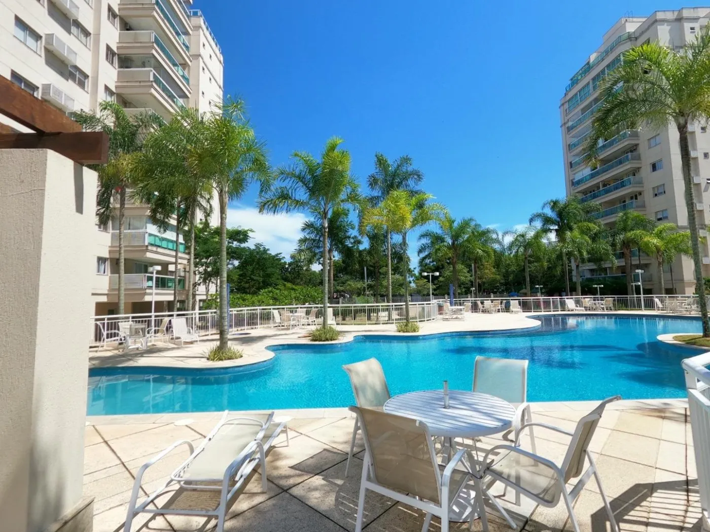 Imagem Apartamento para Venda em Rio de Janeiro, Barra da Tijuca, 3 dormitórios, 1 suíte, 2 banheiros, 2 vagas