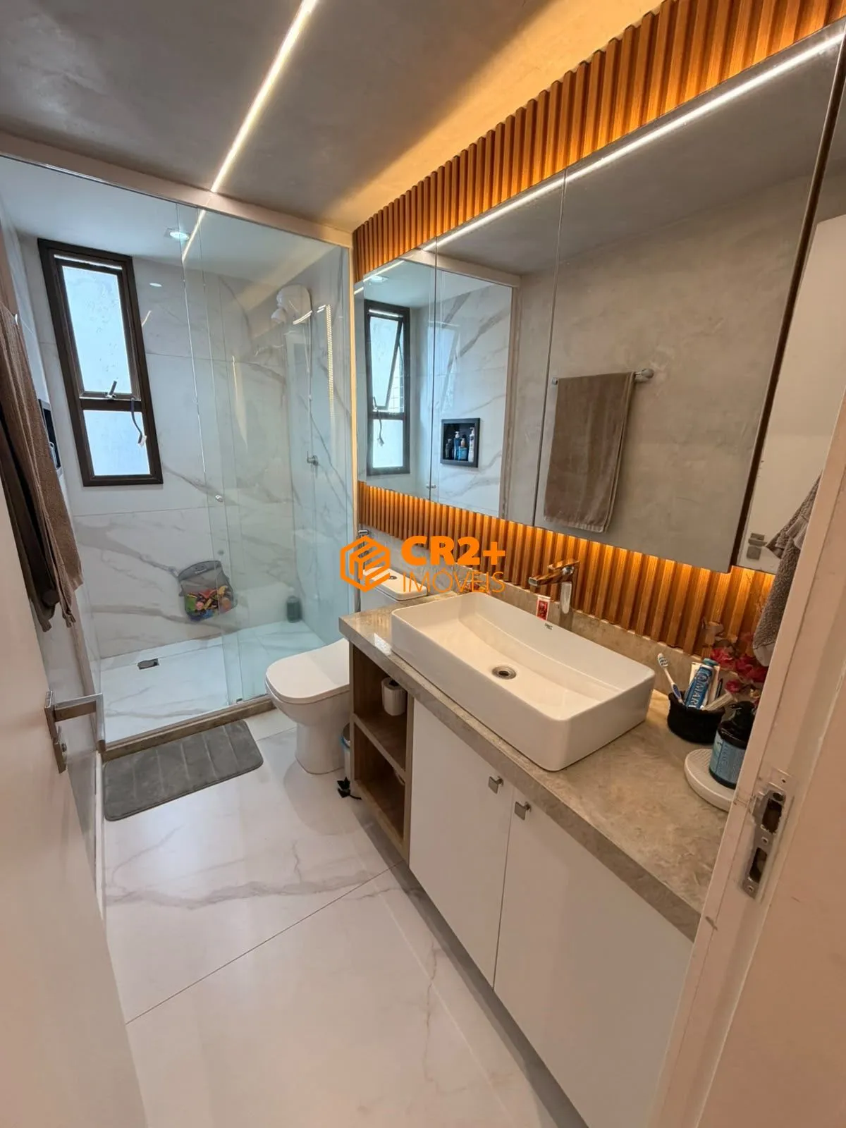 Imagem Vendo apartamento com 3 quartos, 2 suítes, 2 vagas, 134m2 em Casa Forte