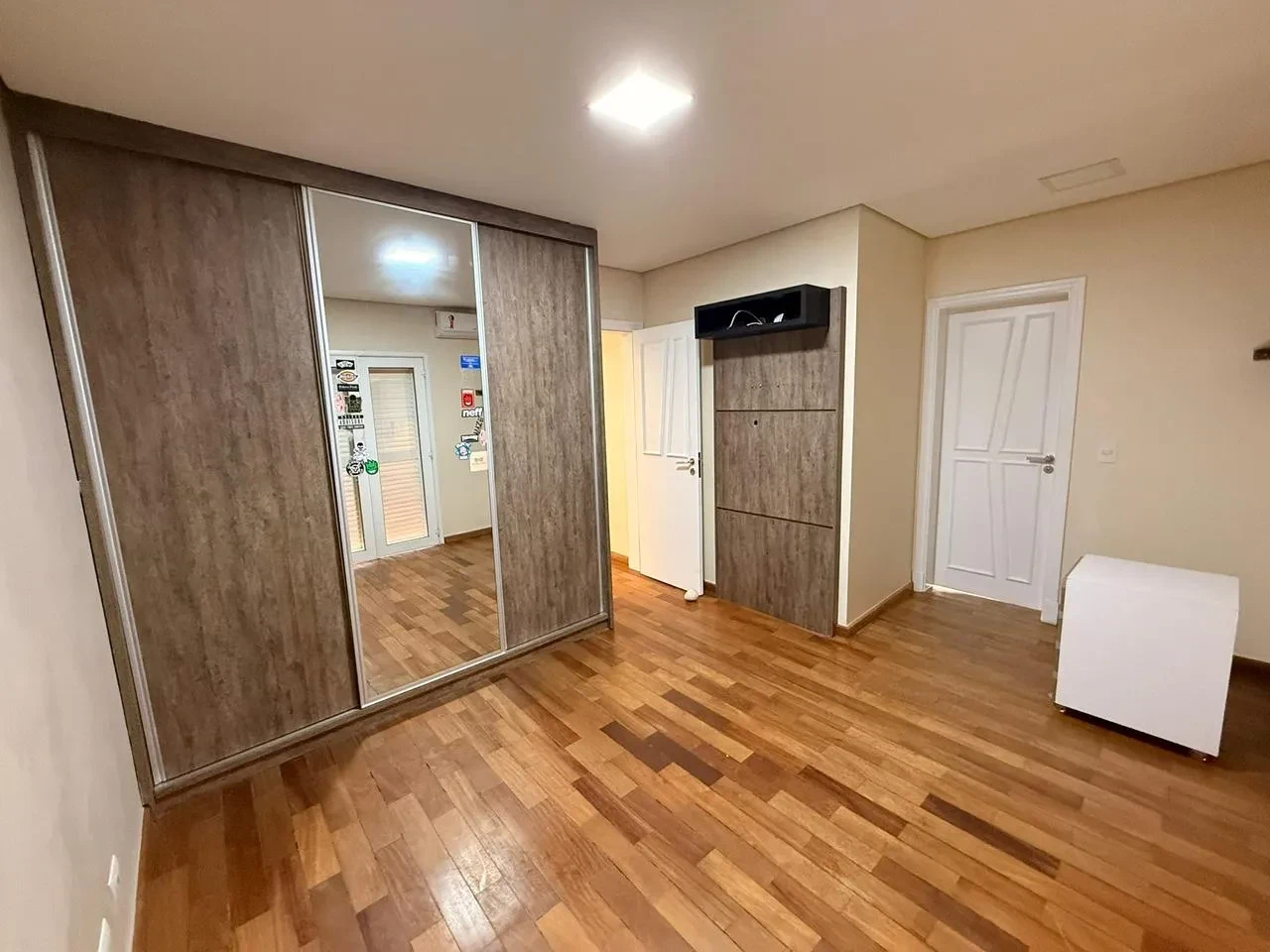 Imagem Sobrado com 4 Quartos à Venda, 494 m² em City América - São Paulo