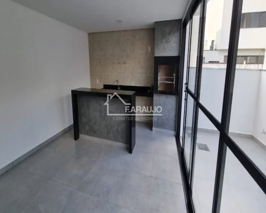 Imagem Casa em Condomínio à venda em Terras de São Francisco com 206m² 3 suítes, 4 vagas
