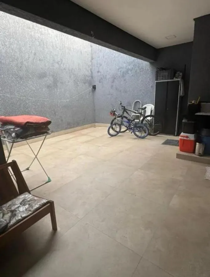 Imagem Casa para Venda em Hortolândia, Parque Gabriel, 3 dormitórios, 1 suíte, 2 banheiros, 3 vagas