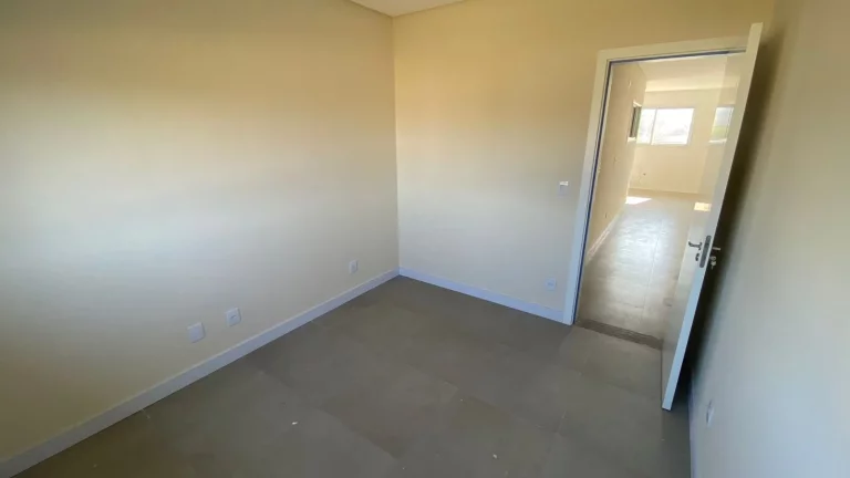 Imagem Apartamento dos Sonhos à Venda no Ambrósio, Garopaba-SC: Conforto e Modernidade!