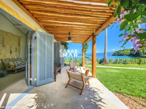 Imagem Casa Frente Mar para Venda em Angra dos Reis / RJ