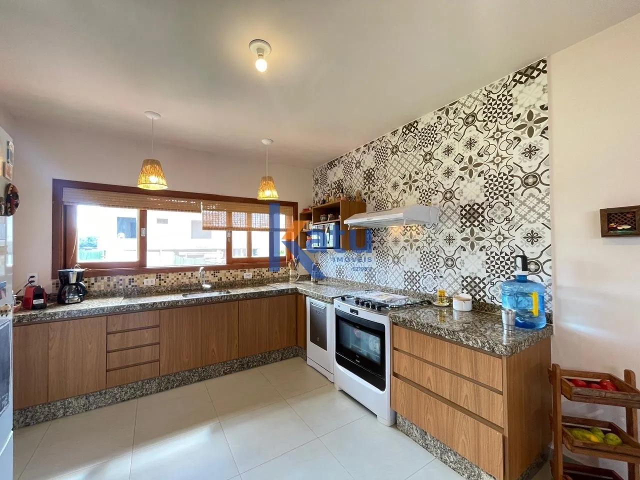 Imagem CASA MOBILIADA PARA LOCAÃÃOÂ  CONDOMÃNIO TERRAS DA ALVORADA - JUNDIAÃ/SP

A casa com 312mÂ² de Ã...