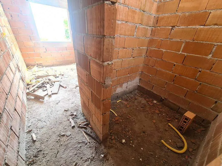 Imagem Casa Duplex em Obras - BH - Mantiqueira - 2 Quartos (2 Suítes) - 2 Vagas