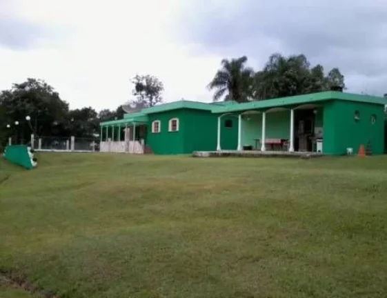 Descubra o Encanto Rural: Chácara dos Sonhos em Cruz do Cedro, Quadra/SP Seu Refúgio Perfeito na Natureza por Apenas R$ 650 Mil