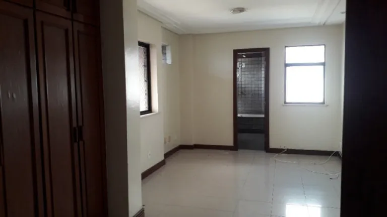 Imagem Cobertura com 4 Quartos à Venda, 280 m² em Batista Campos - Belém