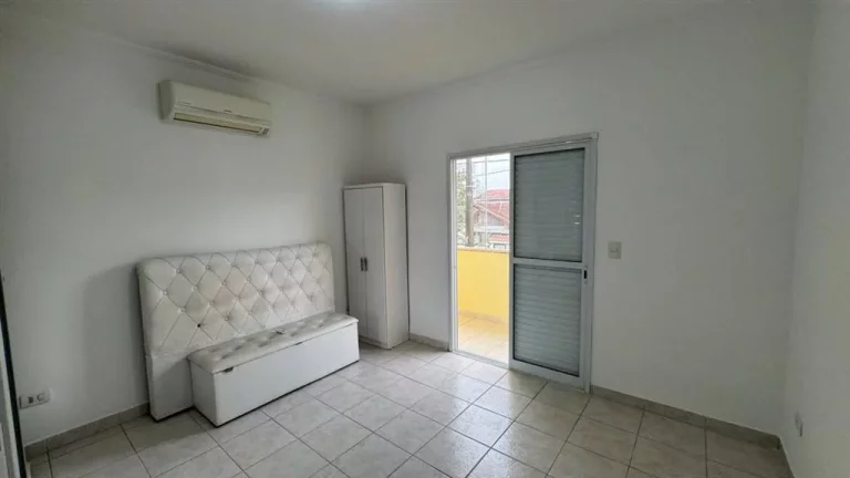 Imagem CASA COM 106.58 m² - FORTE - PRAIA GRANDE SP