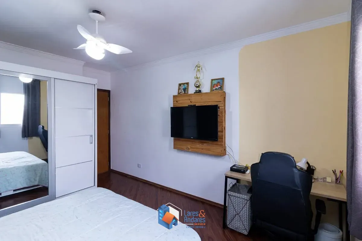 Imagem Casa para venda em Parque São Domingos com 3 quartos, sendo 1 suíte, 140m²