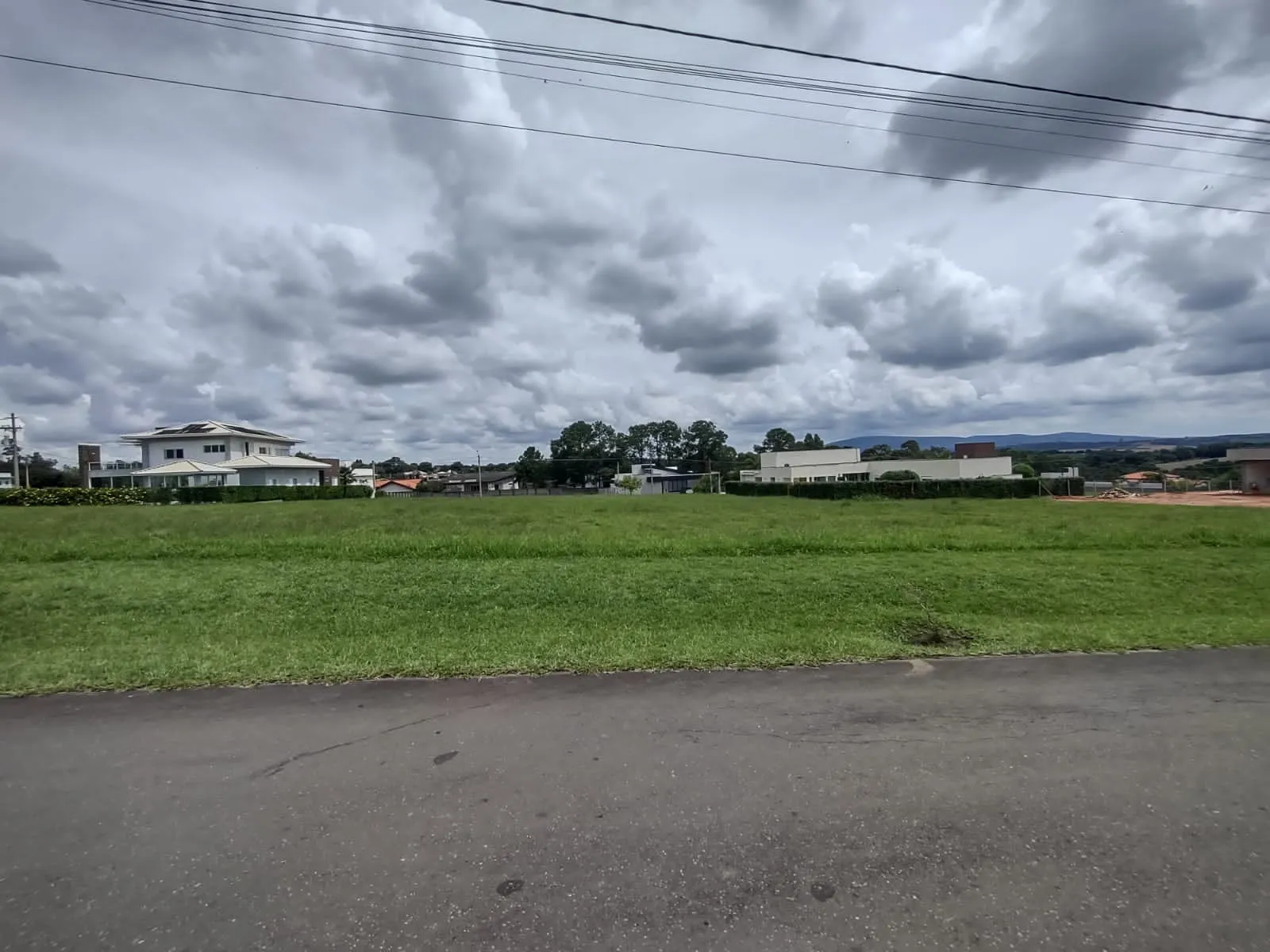 Foto do imóvel Terreno com 1040m² no condomínio Dacha em JARDIM DACHA SOROCABA, SOROCABA - SP