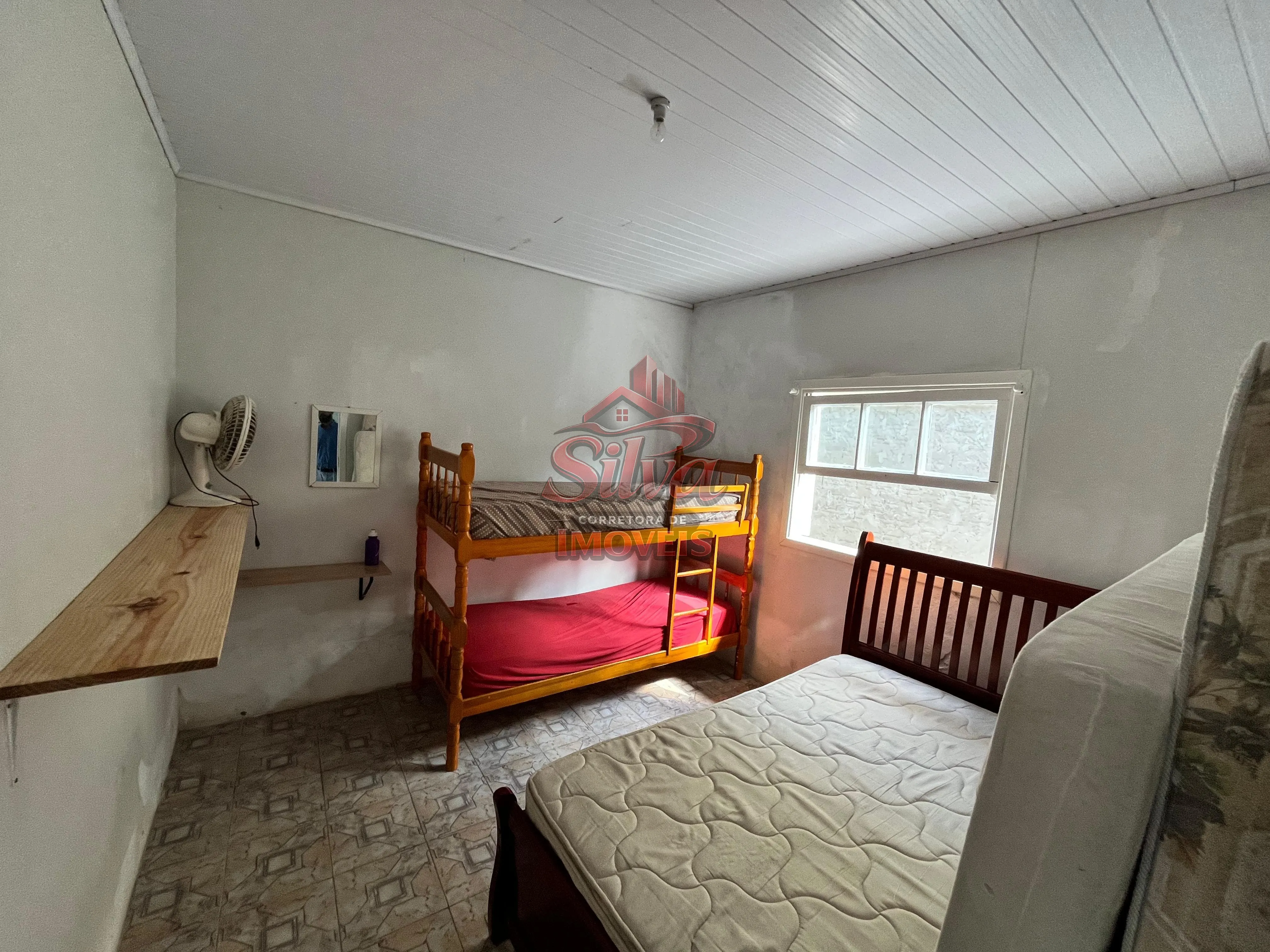 Imagem C155| Casa documentada de esquina, 150m do mar, Imara