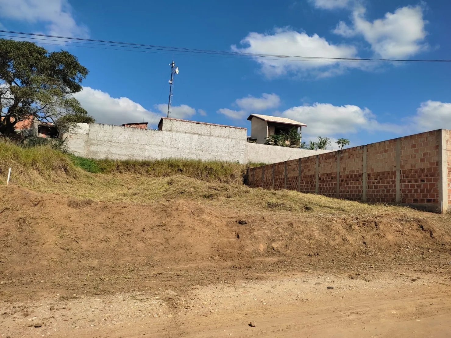 Foto do imóvel Terreno à venda 360.1M², Belvedere Club dos 500, Guaratinguetá - SP