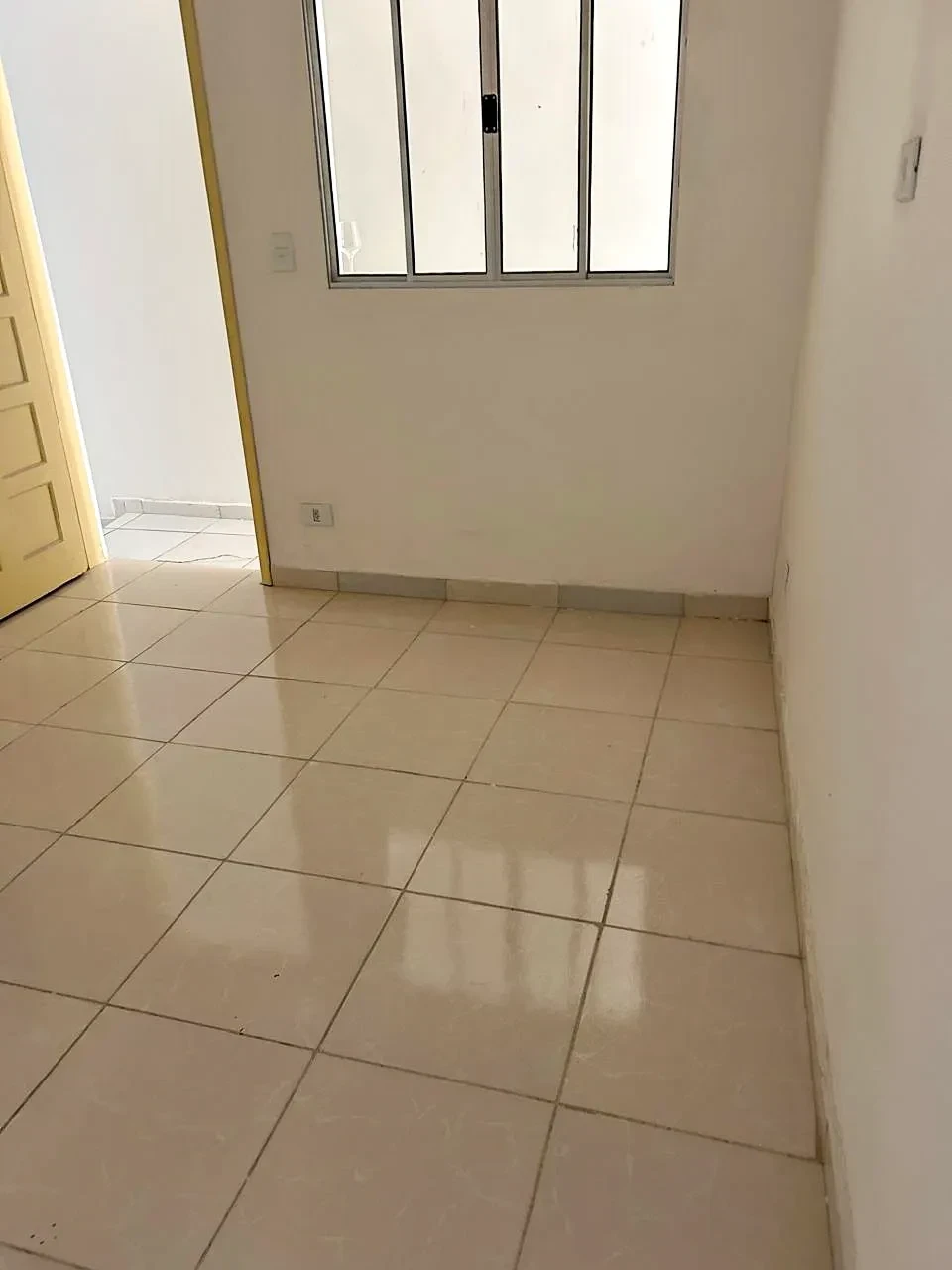 Imagem Casa com 2 Quartos para Alugar, 55 m² em Jardim Iracema - Taboão da Serra