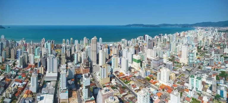 Imagem Prisma Residence - Apartamento à venda no bairro Meia Praia - Itapema/SC