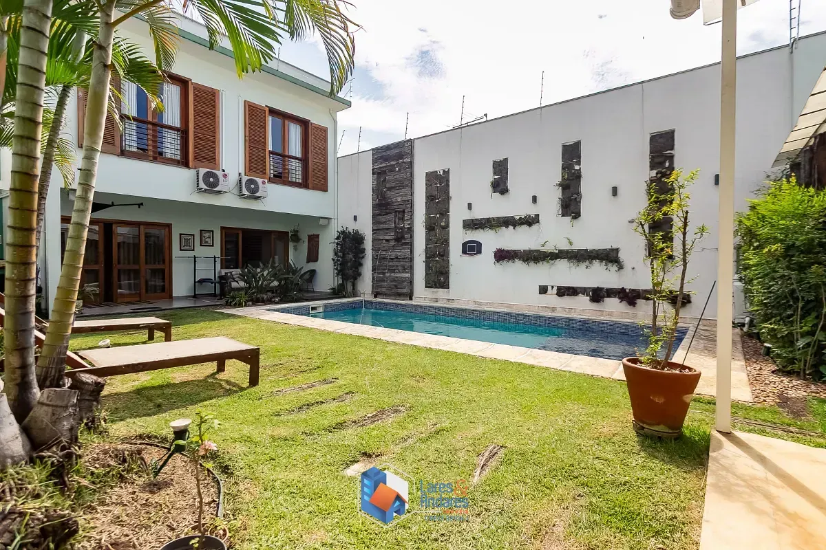 Imagem Casa para venda em Planalto Paulista com 3 quartos, sendo 3 suítes, 400m²