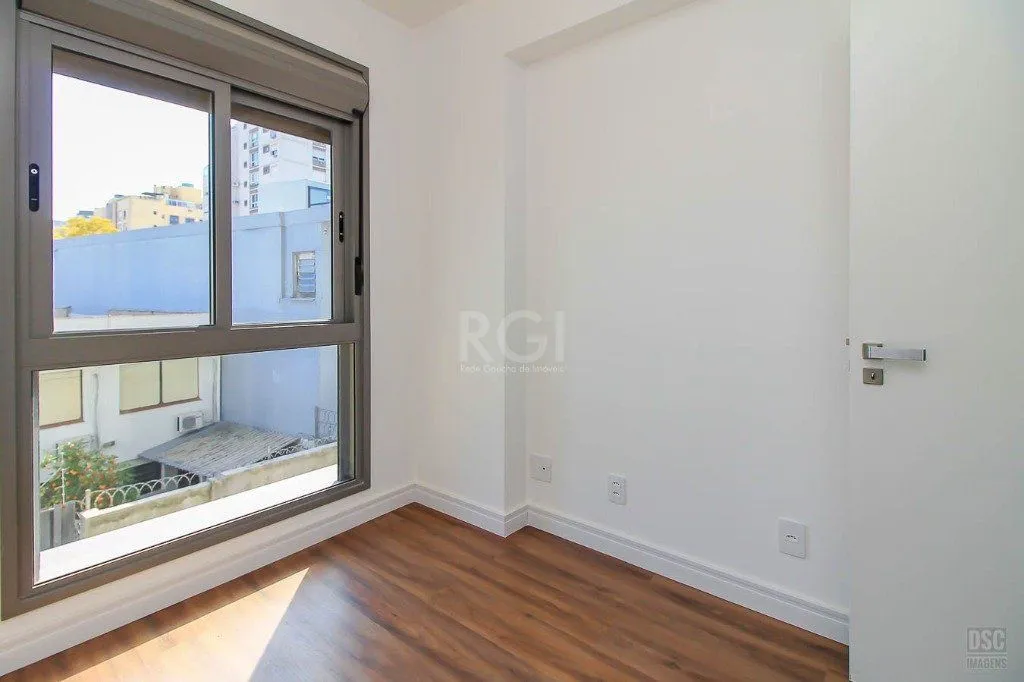 Imagem Semi mobiliado 2 quartos (1 suíte) e 1 vaga. Infra completa e ótima localização