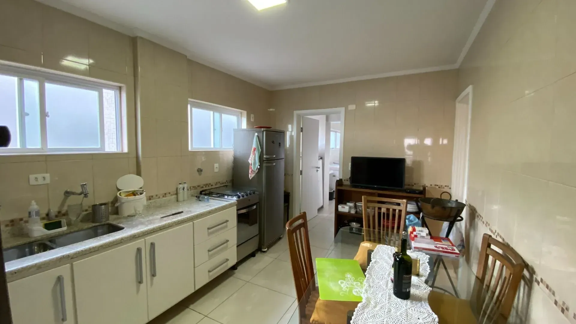 Imagem Apartamento com 3 Quartos à Venda, 240 m² em Pompéia - Santos