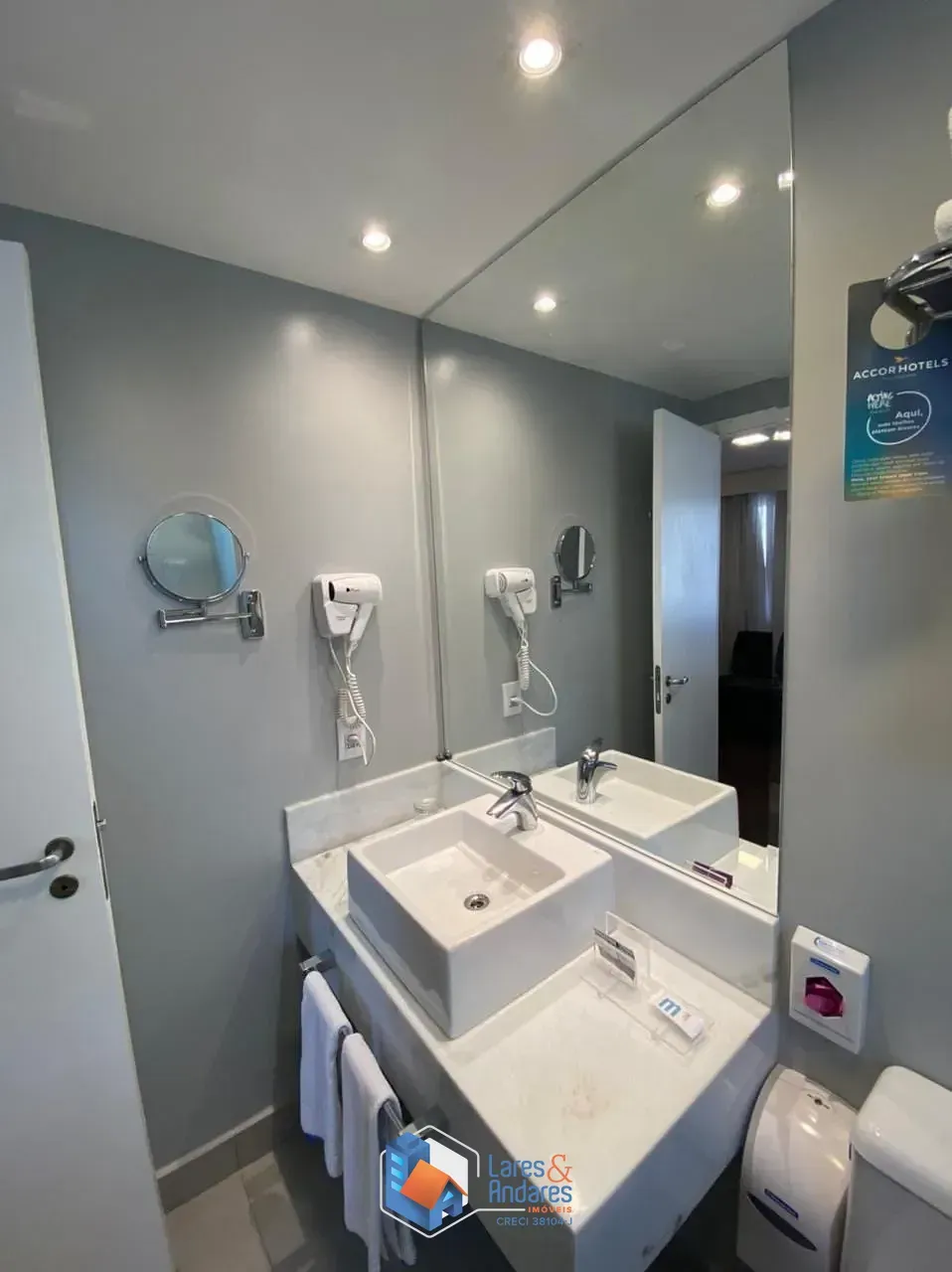 Imagem Flat para venda em Vila Olímpia com 1 quarto, sendo 1 suíte, 29m²