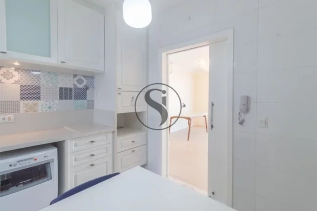 Imagem Apartamento à venda em Perdizes, São Paulo-SP: 3 quartos, 3 suítes, 2 salas, 4 banheiros, 4 vagas, 158m² de área.