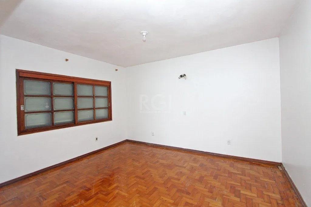 Imagem Casa para Locação/Aluguel - 240m², 4 dormitórios, 6 vagas - Nonoai