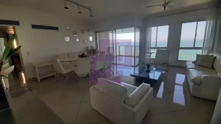 Imagem Vista total para o mar , reformado !
