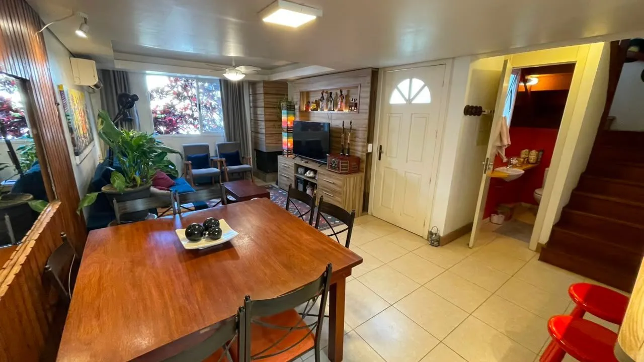 Imagem Casa 4 dorms com energia solar em condomínio
