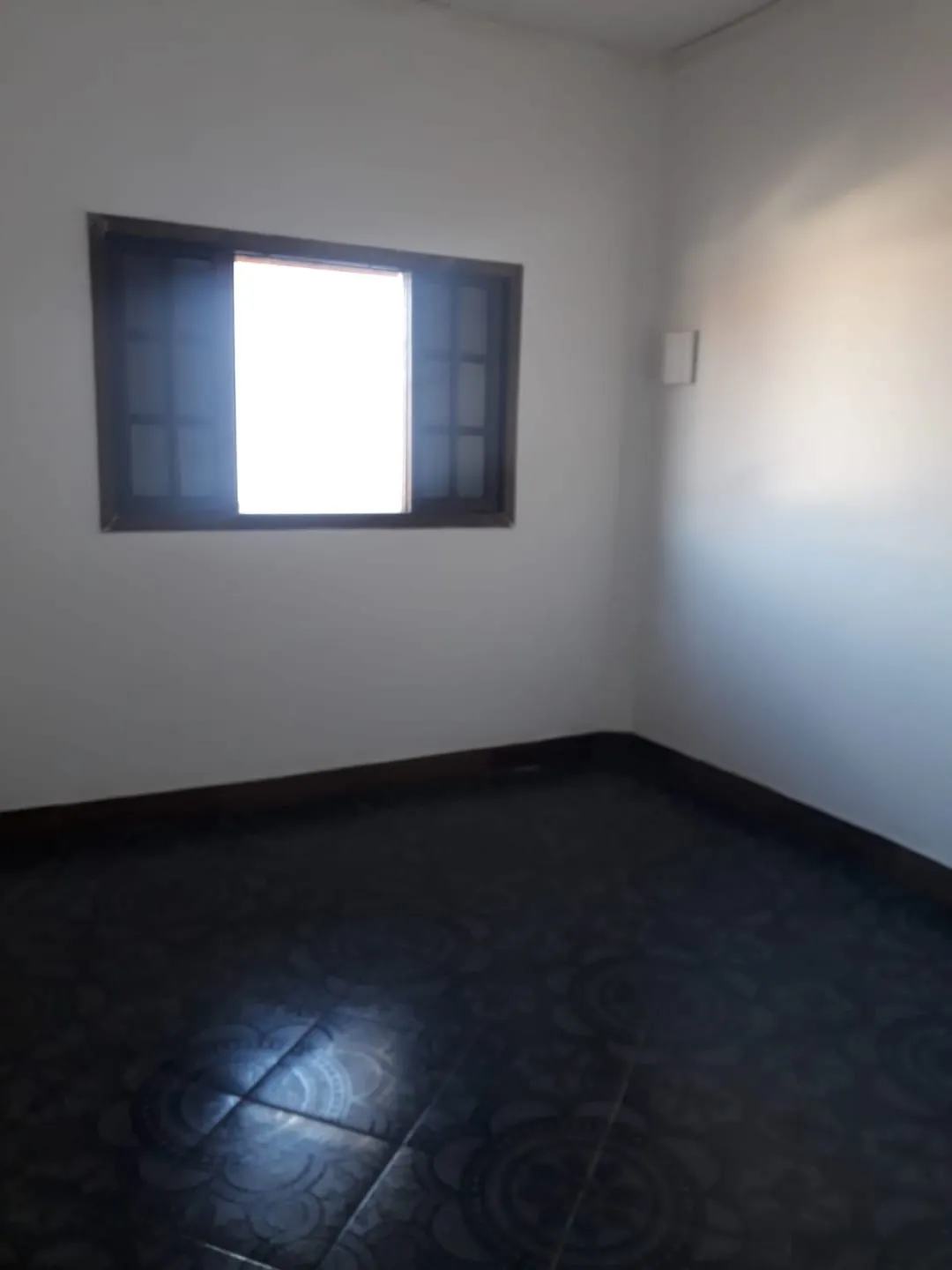 Imagem Casa à venda 4 Quartos, 2 Suites, 2 Vagas, 300M², Parque São Domingos, Pindamonhangaba - SP