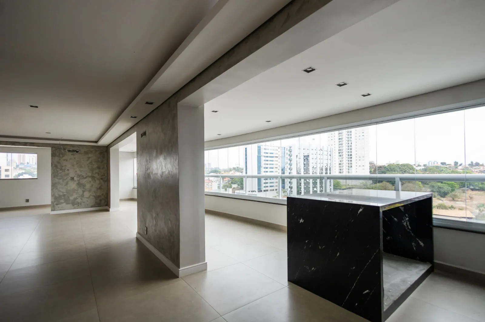 Imagem Apartamento de 320,00 m² a venda no Edifício Luxor, Jardim Emília, Sorocaba/SP