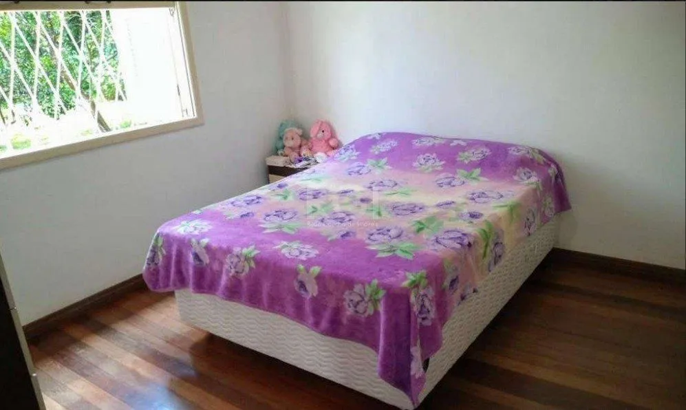 Imagem CASA EM 2 TERRENOS NO BAIRRO MEDIANEIRA