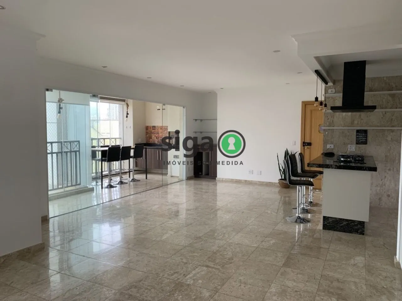 Imagem VENDE na VILA ANDRADE Apartamento com 3 Suítes e três Vagas