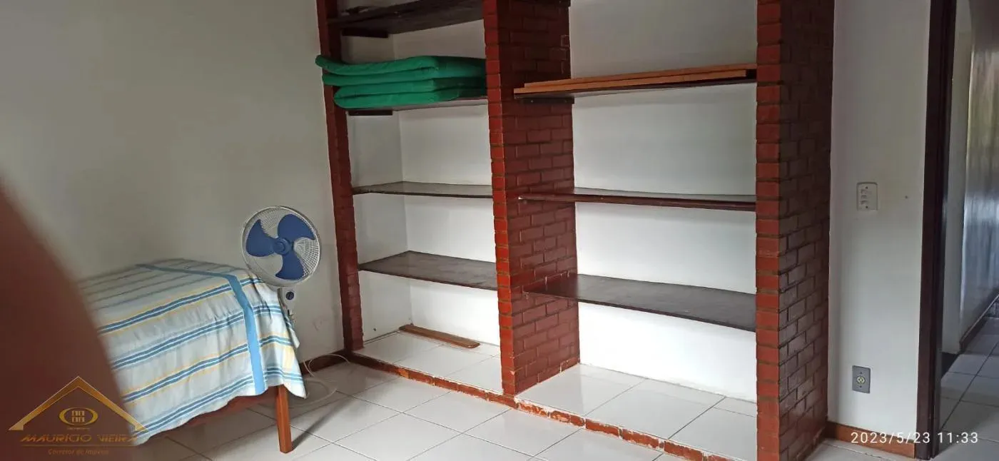Imagem Casa em Condomínio para Venda em Cabo Frio / RJ no bairro Peró