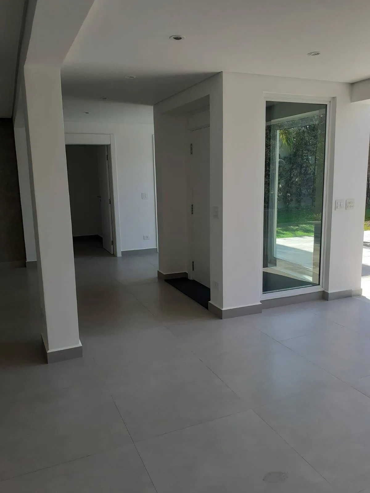 Imagem DESLUMBRANTE CASA NO CONDOMÍNIO MELVILLE