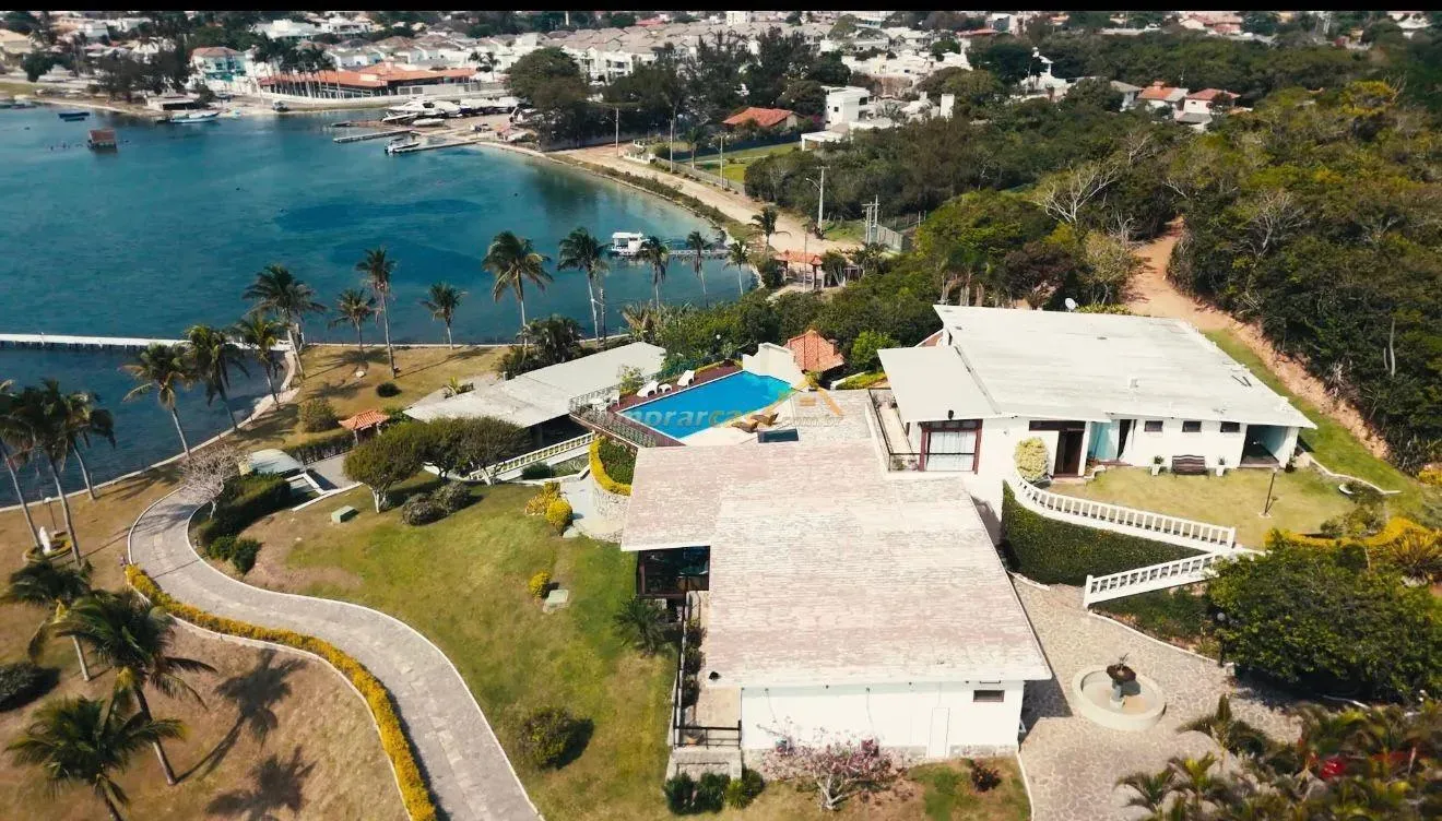 Imagem Casa para Venda em Cabo Frio / RJ no bairro Praia do Siqueira