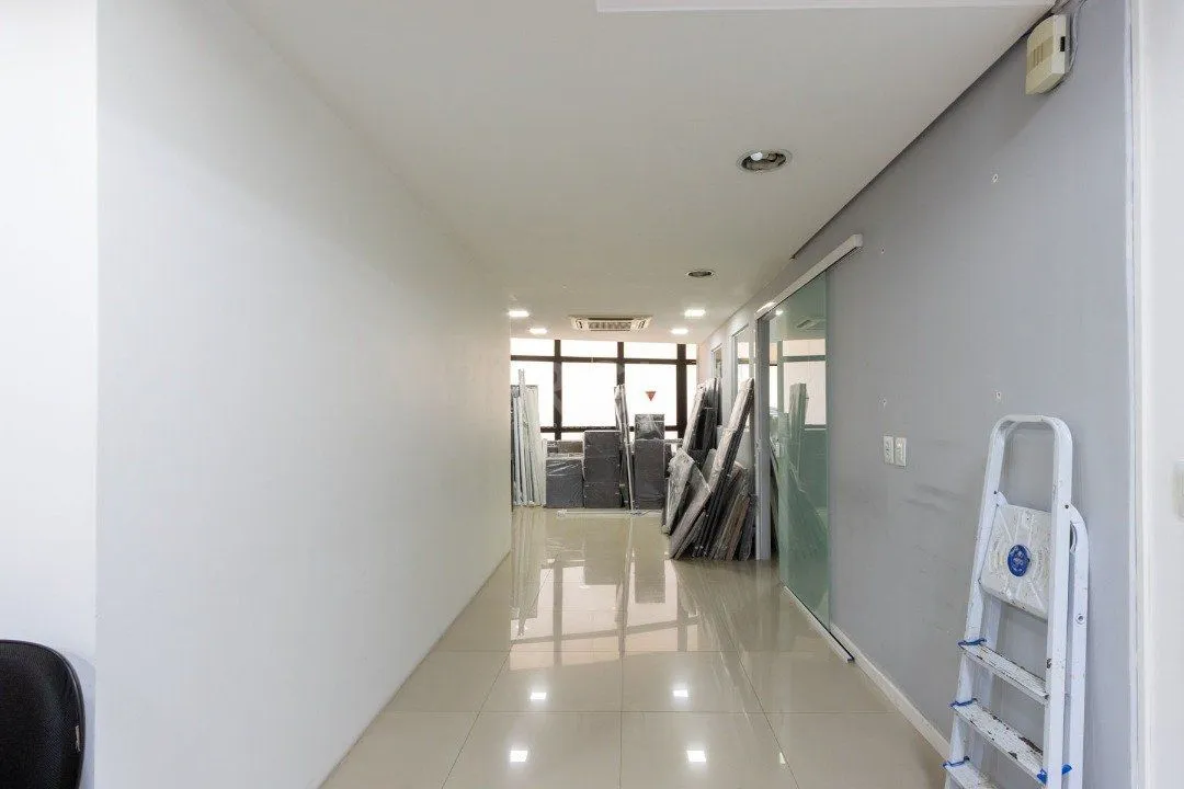 Imagem Sala em andar inteiro com 141,77 m2 privativos