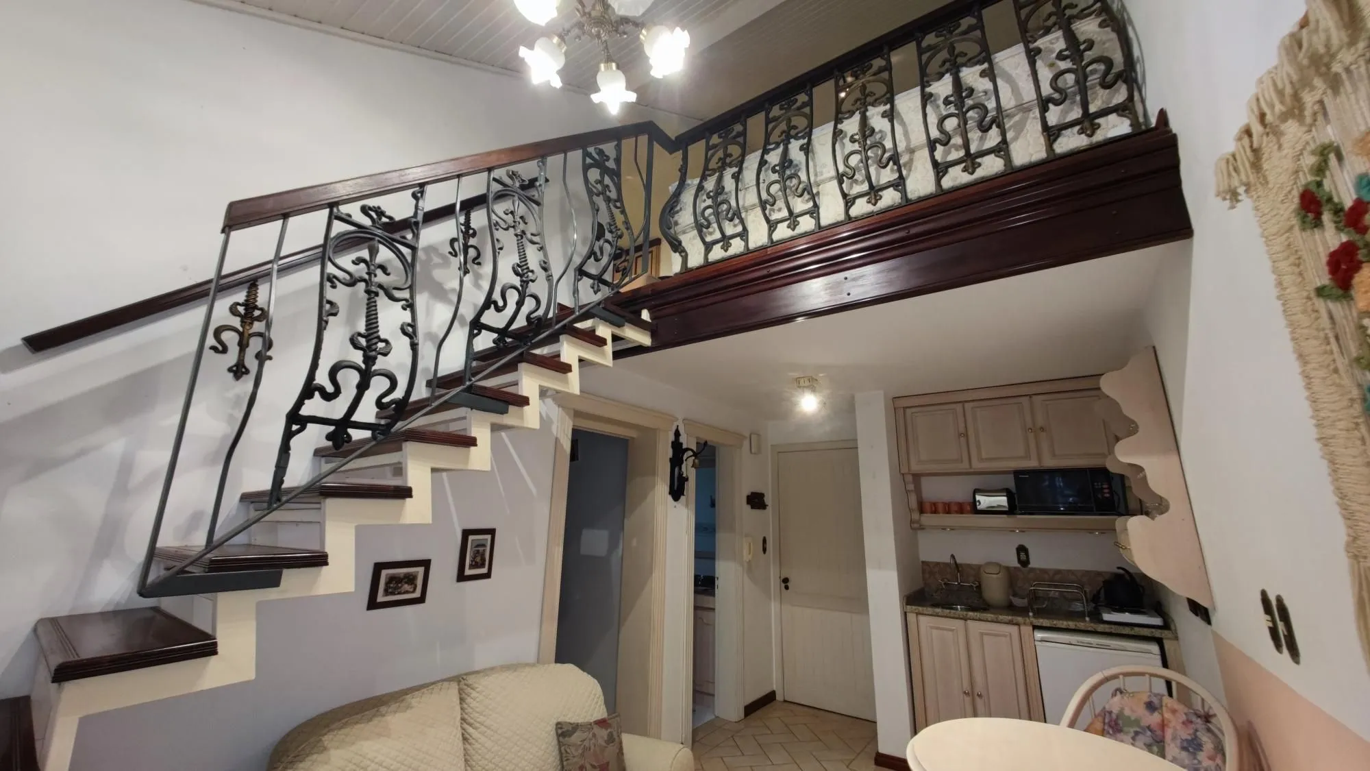 Imagem APARTAMENTO A 1000 METROS DO LAGO NEGRO GRAMADO RS