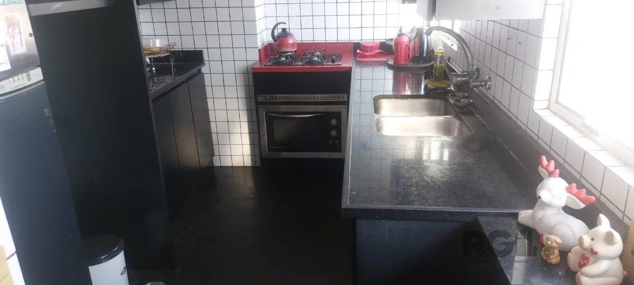Imagem Cobertura à venda 2 quartos, suite e 2 vagas de garagem bairro Santana, Porto A