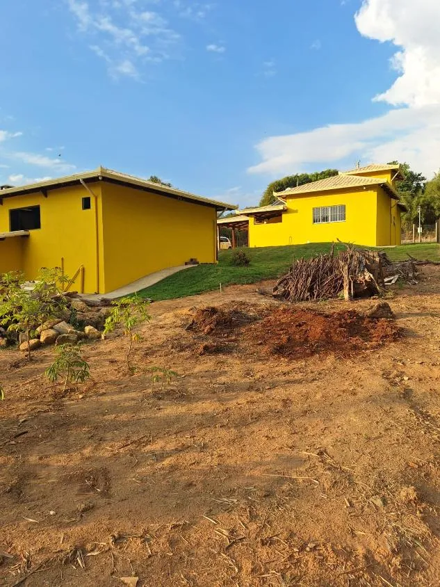 Imagem Vendo Chácara em Bonfim/MG com 1.815 m² de área total.