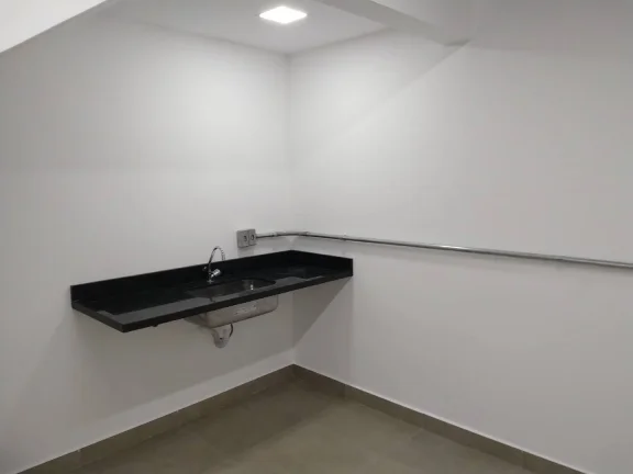 Imagem Galpão comercial completo para sua empresa crescer com estrutura.