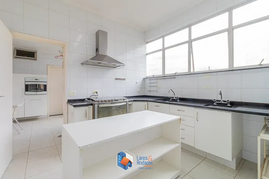 Imagem Apartamento para venda em Santa Cecília com 3 quartos, sendo 1 suíte, 272m²