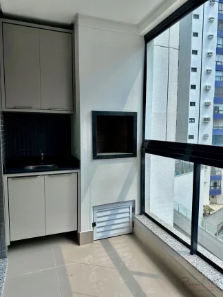 Imagem Este apartamento oferece uma combinação perfeita de conforto e sofisticação. Com uma área priva...