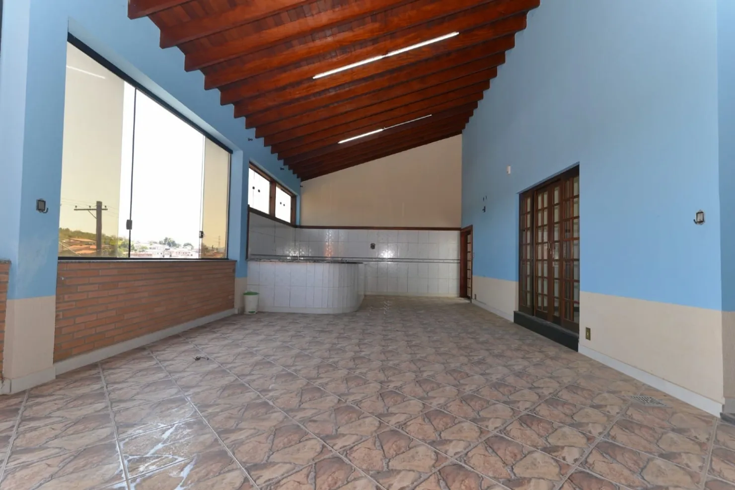 Imagem Casa à venda 2 Quartos, 1 Vaga, 220M², Chácara São Silvestre, Taubaté - SP