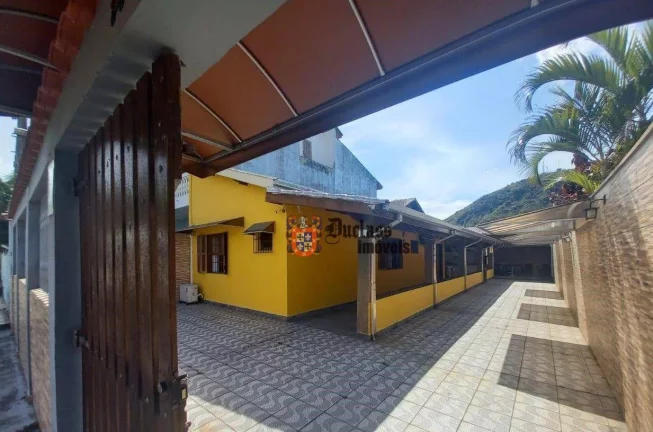 Foto do imóvel Casa com 2 dormitórios à venda, 160 m² por R$ 595.000,00 - Sumaré - Caraguatatuba/SP
