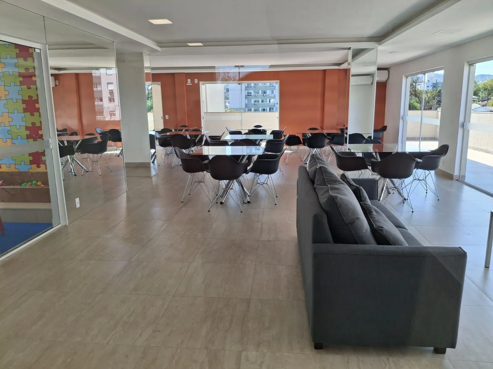 Imagem Apartamento de 2 dormitórios com suíte e 1 vaga escriturada !